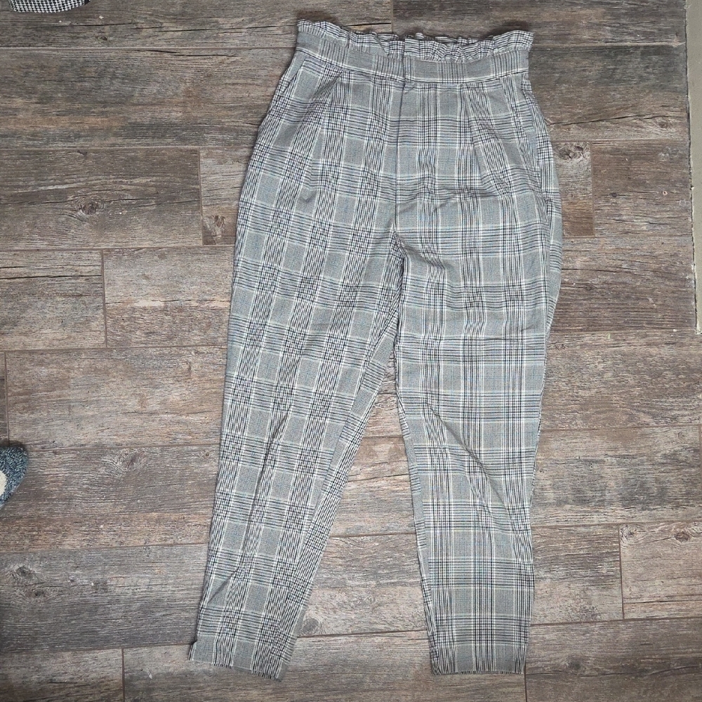 Cupcakes & Cashmere High Waist Ruffled Checkered Pants